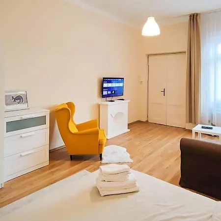 Filinhome Oktogon * Budapest
