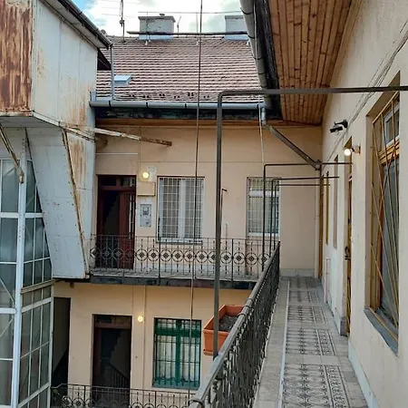 Filinhome Oktogon Apartment *