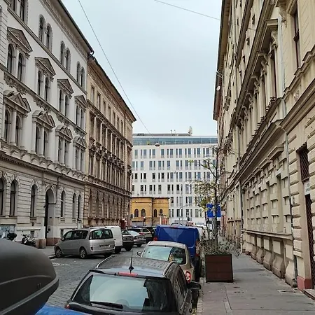 Filinhome Oktogon Apartment Budapest