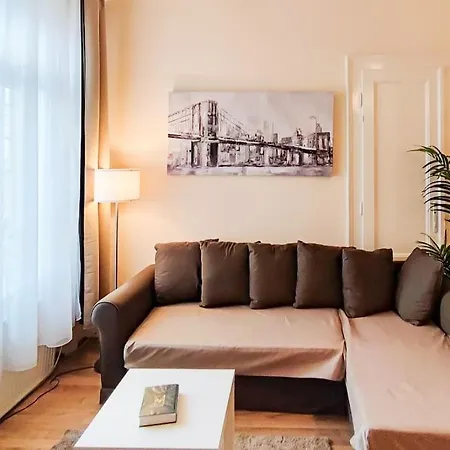 Filinhome Oktogon Budapest