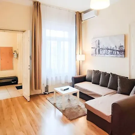 Filinhome Oktogon Apartment Budapest