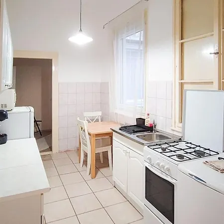 Filinhome Oktogon Apartment Budapest
