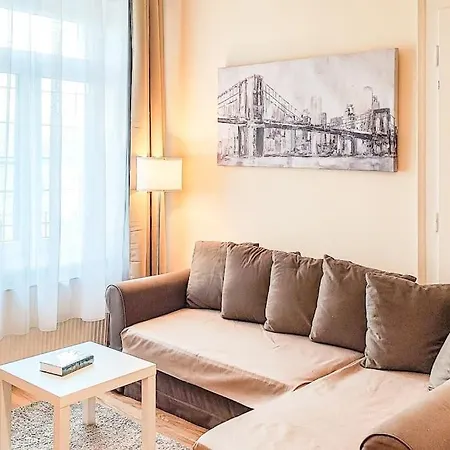 Filinhome Oktogon Apartment *